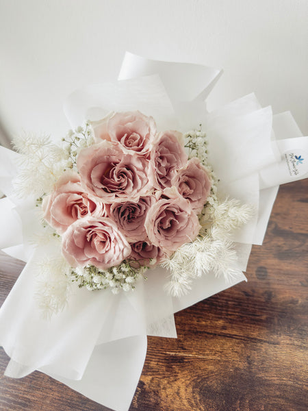 Peach- 9 Stalks Roses Bouquet