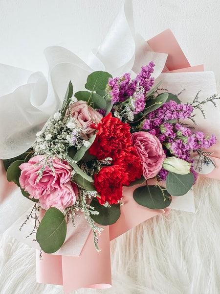 Mary- 3 Stalks Carnation Bouquet