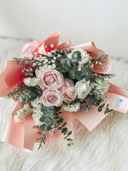 Love at First Sight (Pink)- 3 Stalks Roses Bouquet