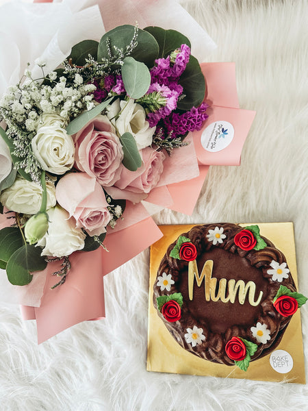 Fresh Flowers Bouquet with Rocky Road Icecream Cake (MD)