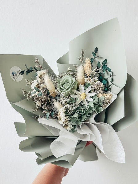 Aurora- 1 stalk preserved rose bouquet