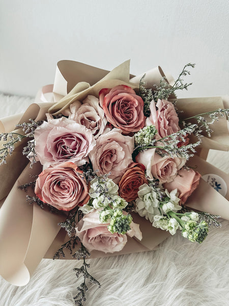 Madly in Love (Cappuccino & Quicksand)- 12 stalks Roses Bouquet