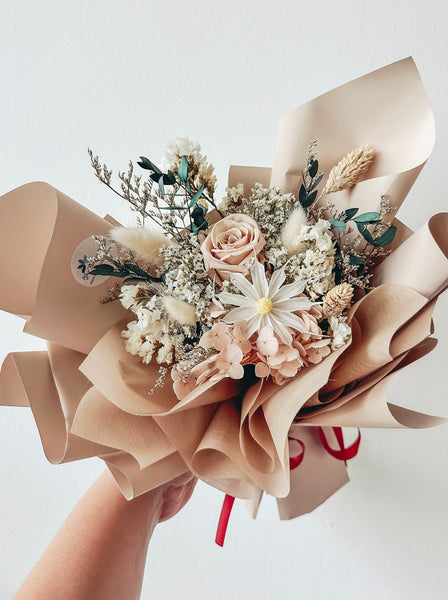 Aurora- 1 stalk preserved rose bouquet