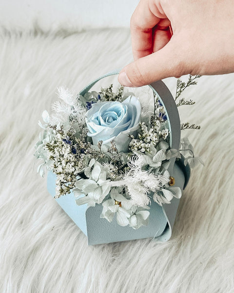 Twin Bundle: 1 stalk preserved rose basket