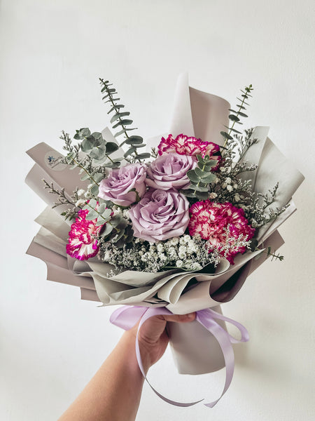 MD- 6 stalks mixed roses and carnations (Lilac)