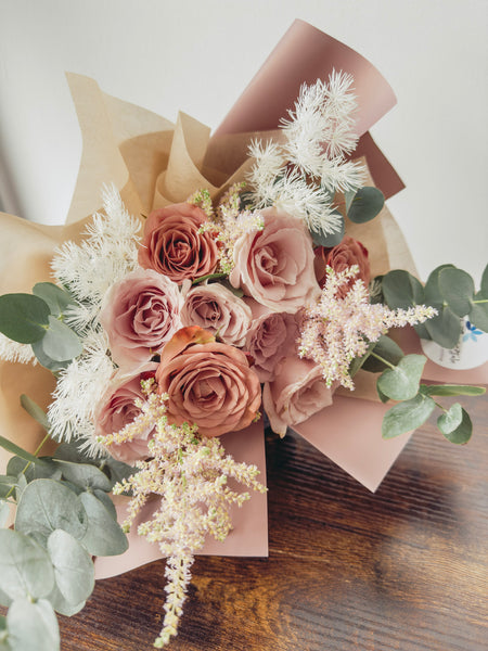Blush- 9 Stalks Roses Bouquet