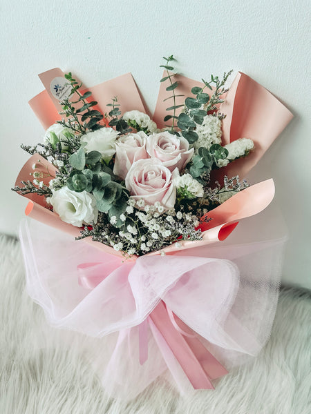 Love at First Sight (Pink)- 3 Stalks Roses Bouquet