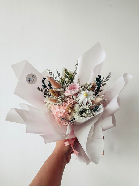 Aurora- 1 stalk preserved rose bouquet