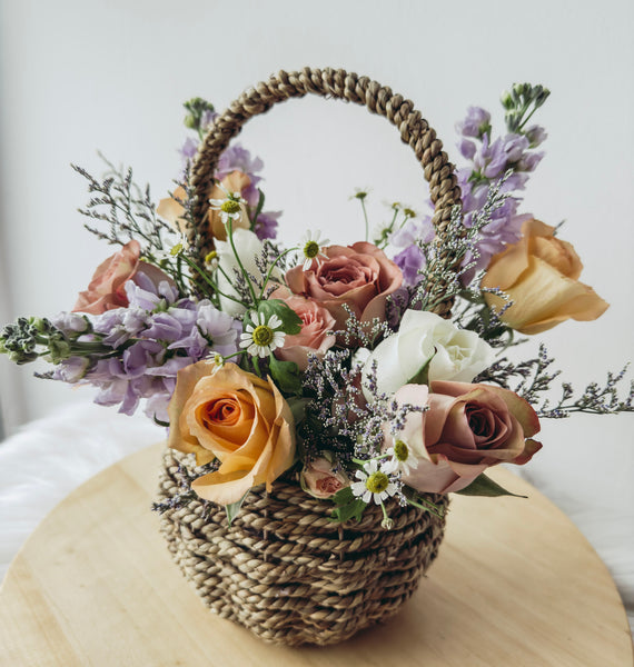 Magnolia- Orange Fresh Roses Basket