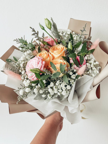 Suki- 3 Stalks Roses Bouquet