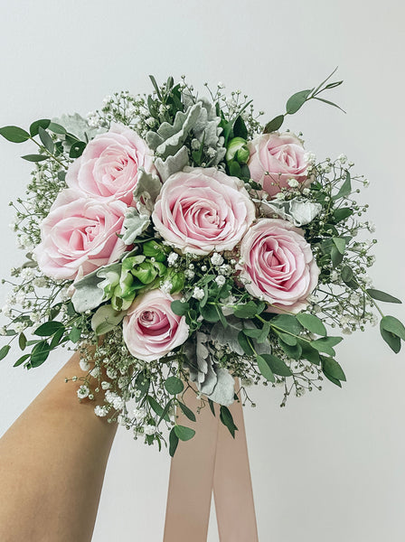 Customised Wedding Bouquet Delivery Pink rose bouquet  Free delivery above $120