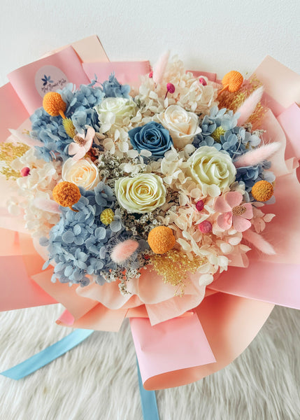 [Preserved} Still & Always- 6 Stalks Preserved Roses Bouquet