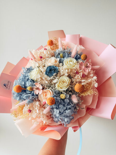 [Preserved} Still & Always- 6 Stalks Preserved Roses Bouquet