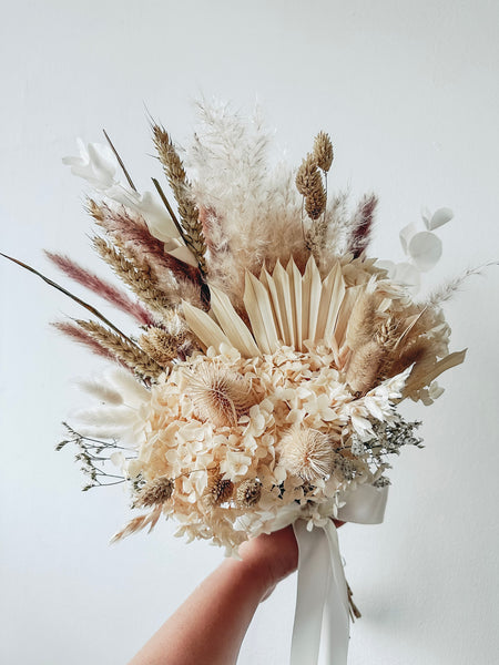 [Deluxe] Wedding Bundle (Premium Preserved Flowers)