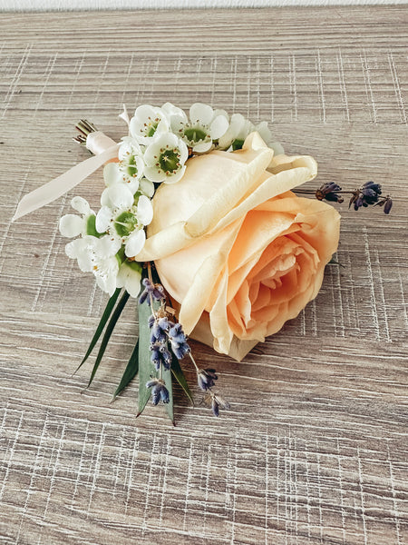 [Intimate] Wedding Bundle (Standard Fresh Flowers)