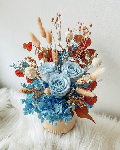 [Preserved] Mini Vase (Peachy Blue)