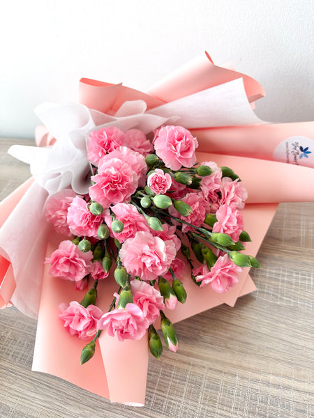 MD- Carnation Spray bouquet (Pink)