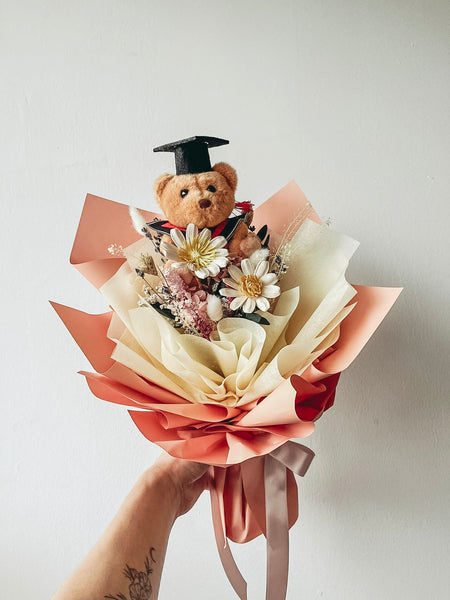 [Preserved] Hug & Bloom Graduation