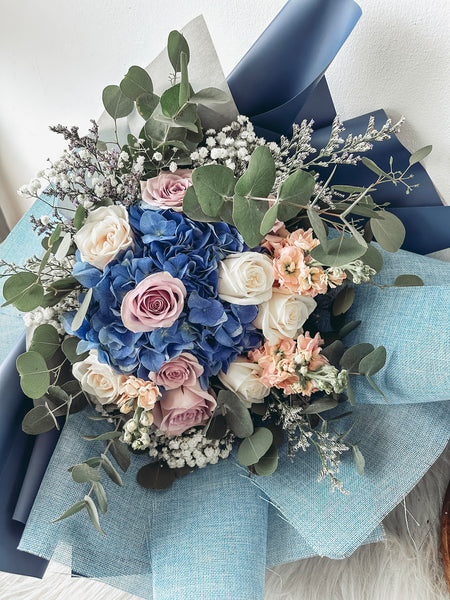 MD- Blue Hydrangea Bouquet