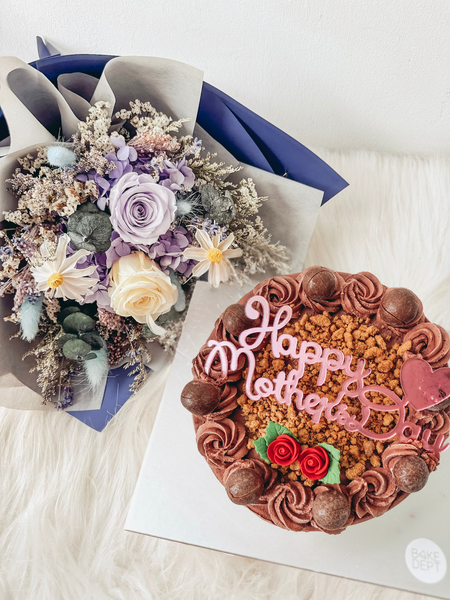 Mother’s Day Hazelnut Ice Cream Cake & Flower Bundle (5”)