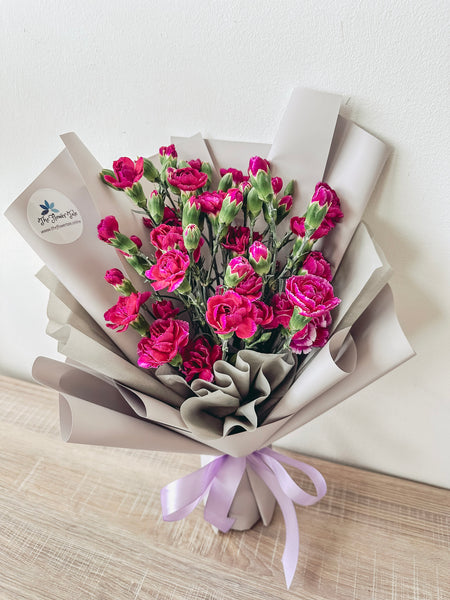 MD- Carnation Spray bouquet (Purple)