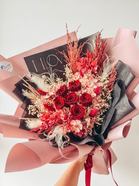 [Preserved} Ever After- 6 Stalks Preserved Roses Bouquet