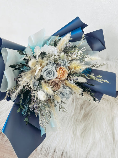[Preserved] Heartfelt Elegance(Blue) - 3 Stalks Preserved Roses Bouquet