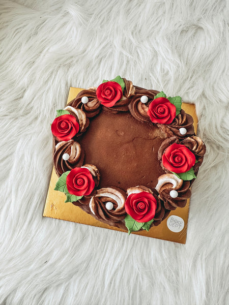 Single Preserved Rose Bouquet with Chocolate Icecream Cake