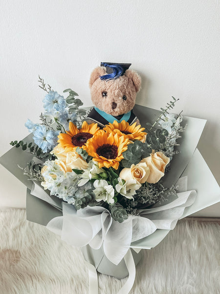 Sunlit Serenity Graduation Bouquet