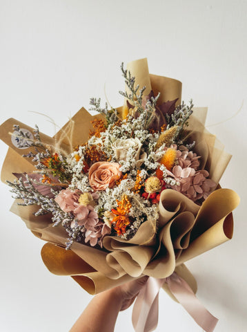 [Preserved] Warm Wishes- 3 Stalks Preserved Roses Bouquets