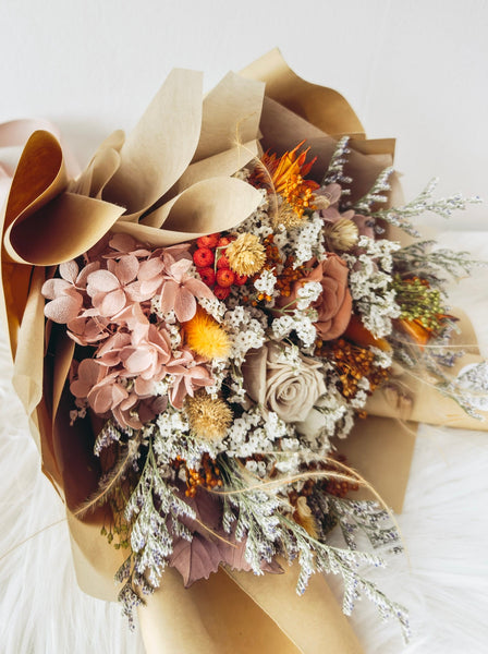 [Preserved] Warm Wishes- 3 Stalks Preserved Roses Bouquets